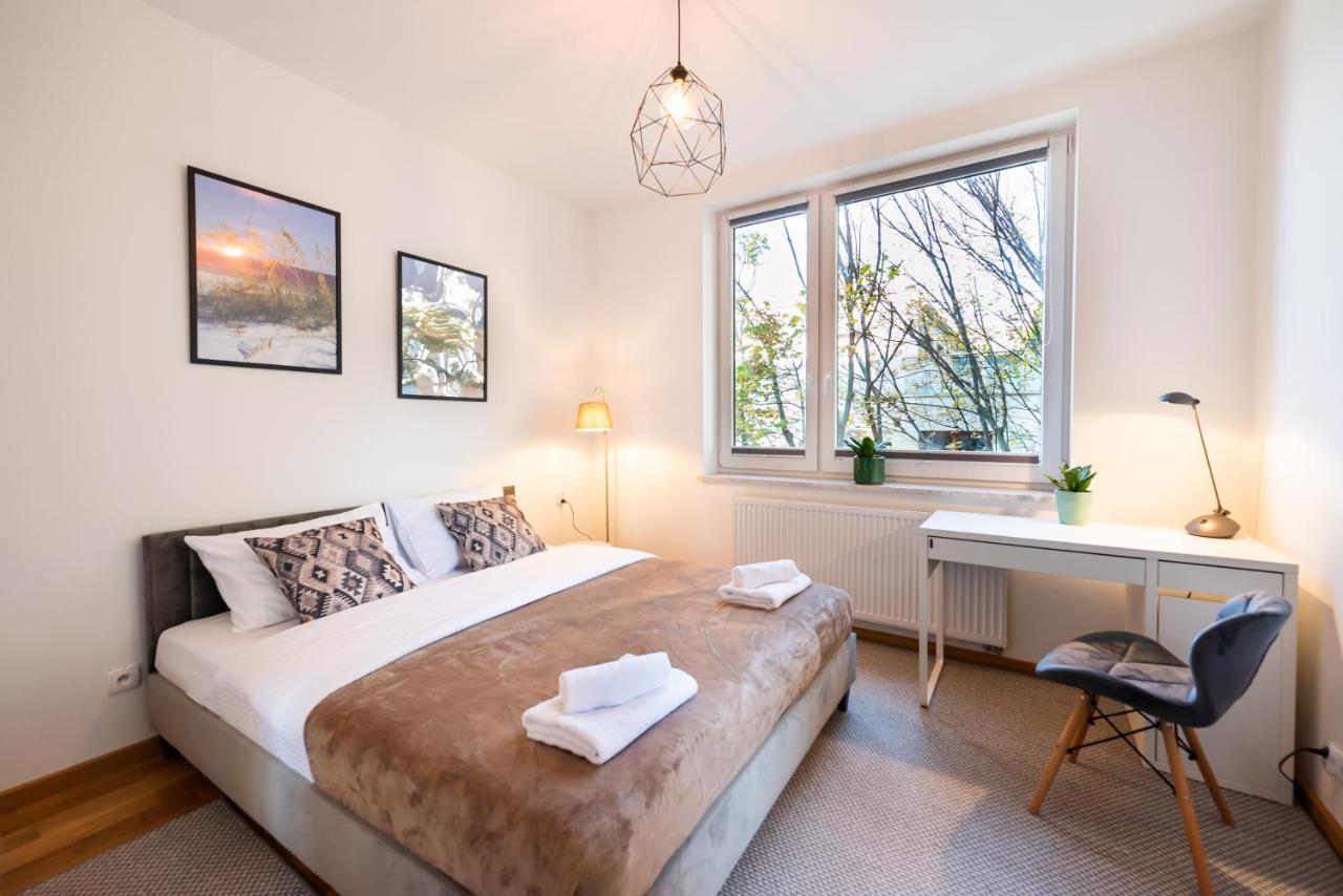 Jaktorowska Comfy Apartment Варшава Екстер'єр фото