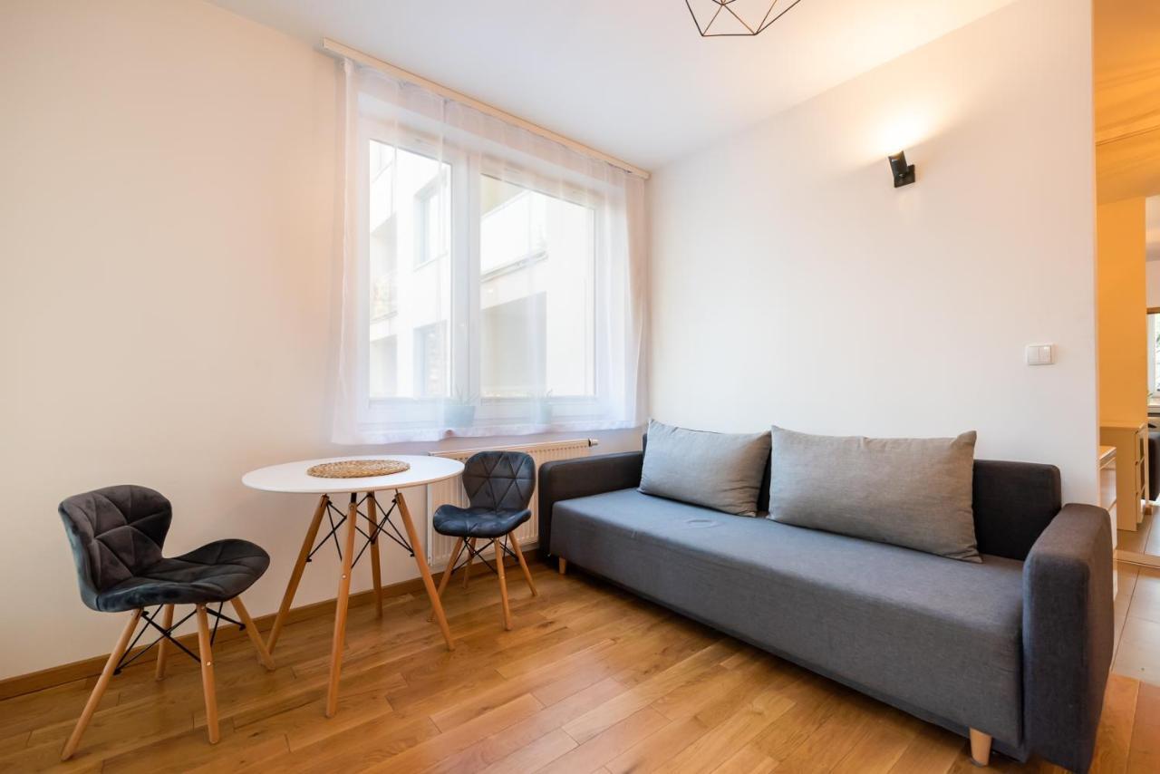 Jaktorowska Comfy Apartment Варшава Екстер'єр фото